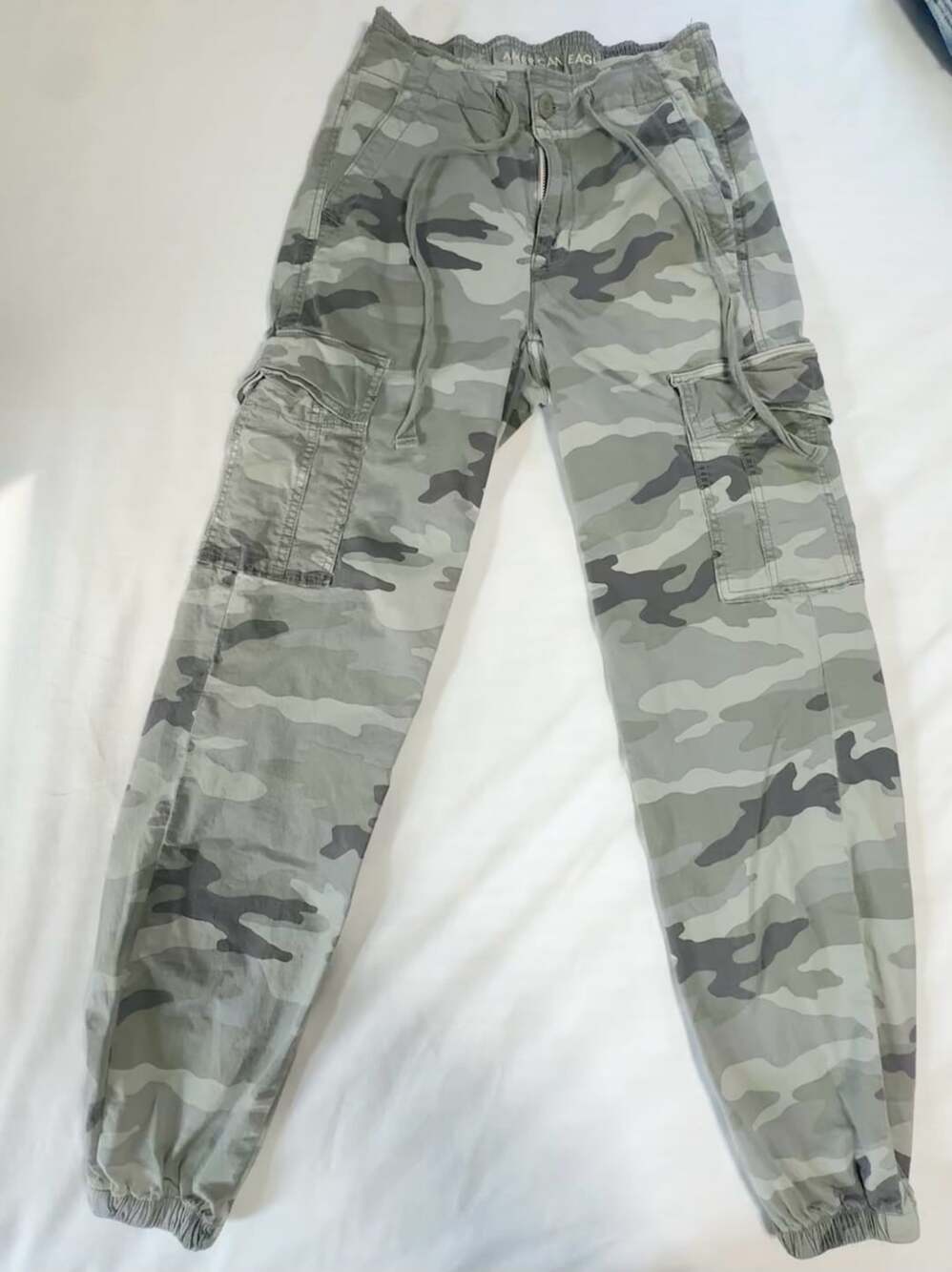American Eagle Stretch Cargo Pants Size 00 Camo